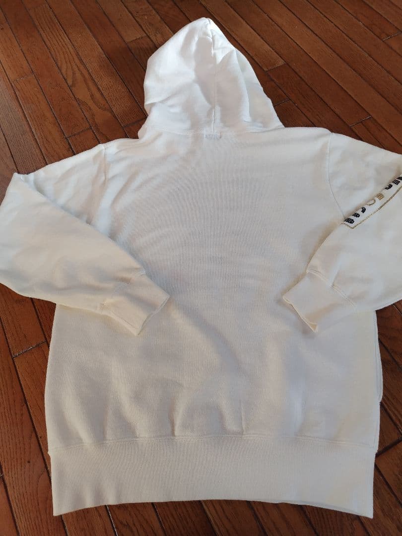 [お値下げしました]ヒステリックグラマー　ヒスベア　スパンコールパーカー