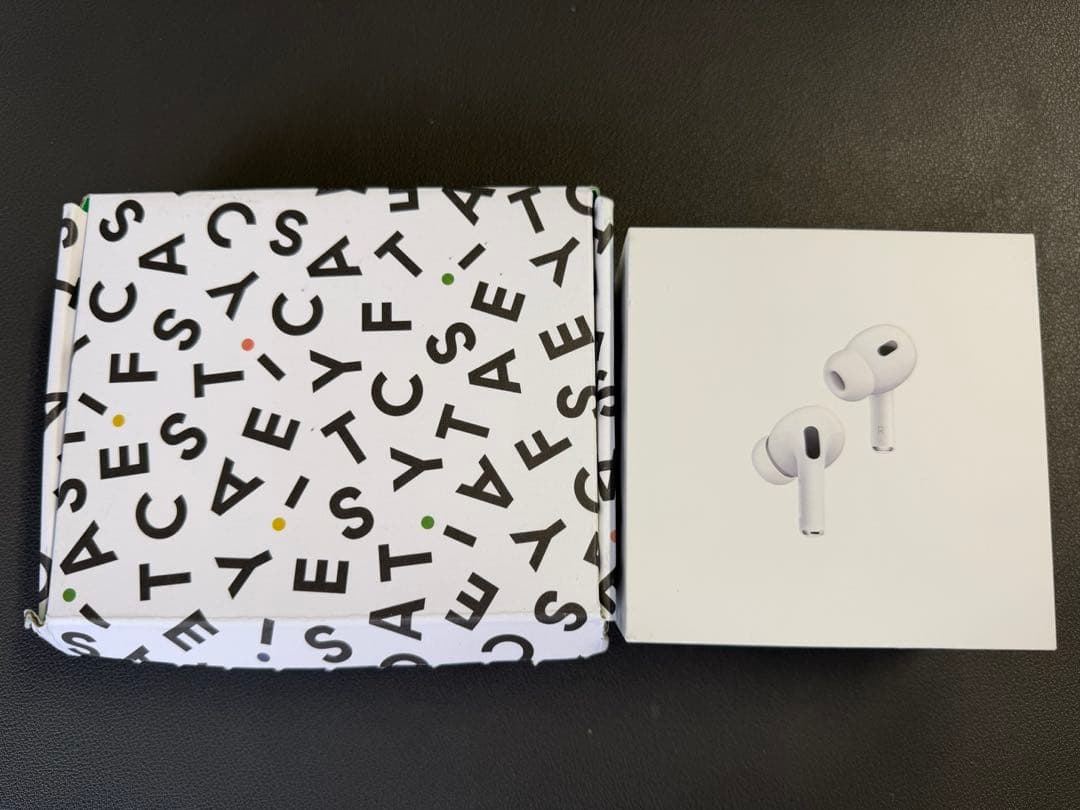 【美品】Air Pods Pro2 cassidyケース付き