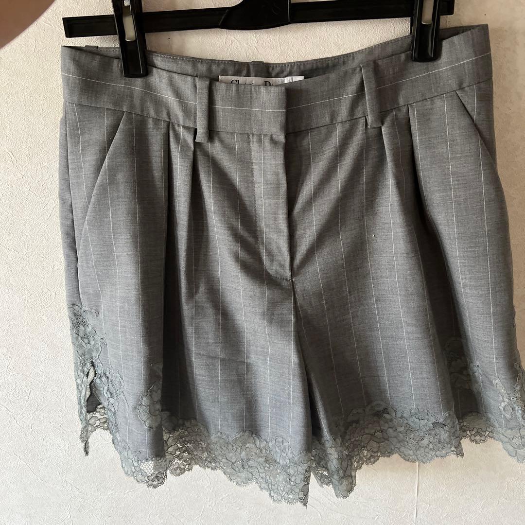 かおり　Christian Dior ショートパンツ