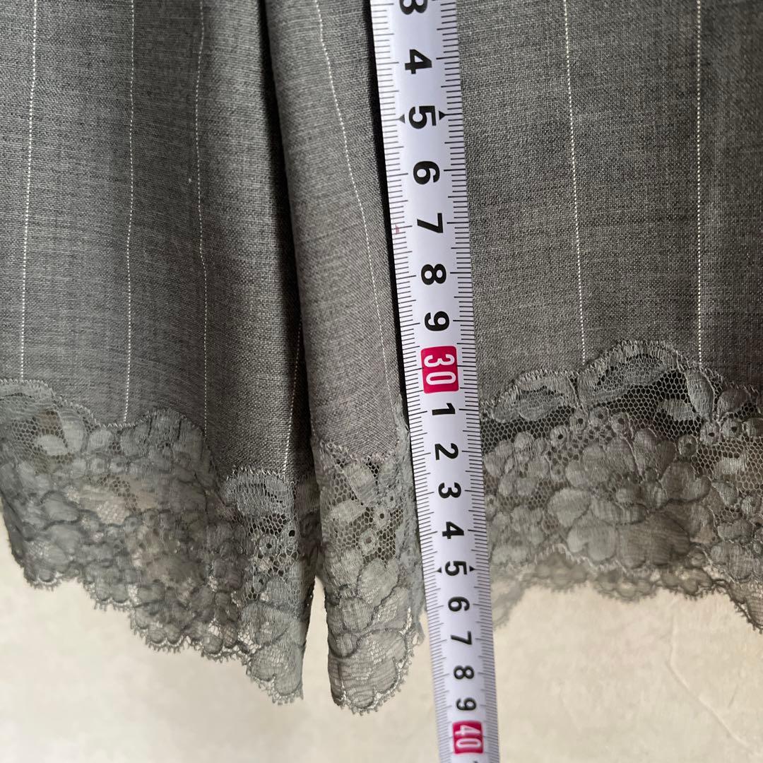 かおり　Christian Dior ショートパンツ