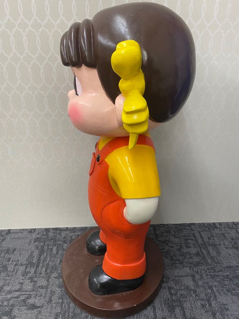 最終価格　キャラクター オーバーオール　約80cm台座付き