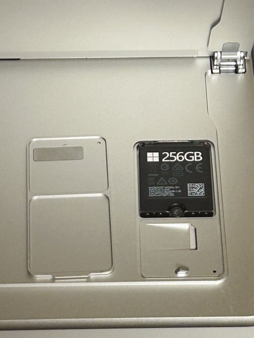 Windowsタブレット本体 Surface Pro X SQ2 16GB 256GB LTE