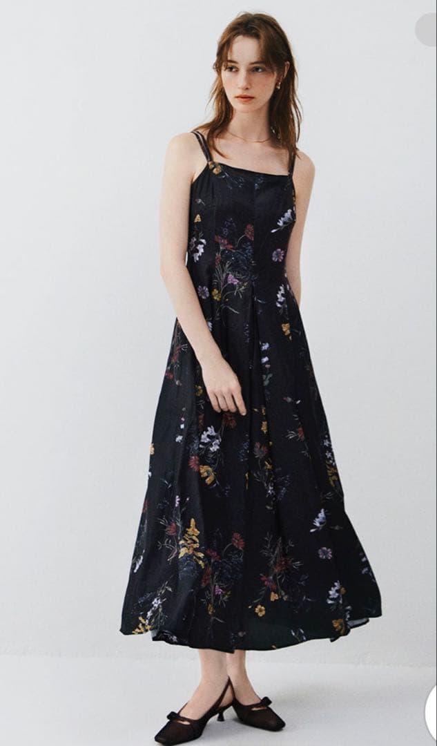 FRAY I.D ボタニカルプリントキャミソールワンピース　ブラック