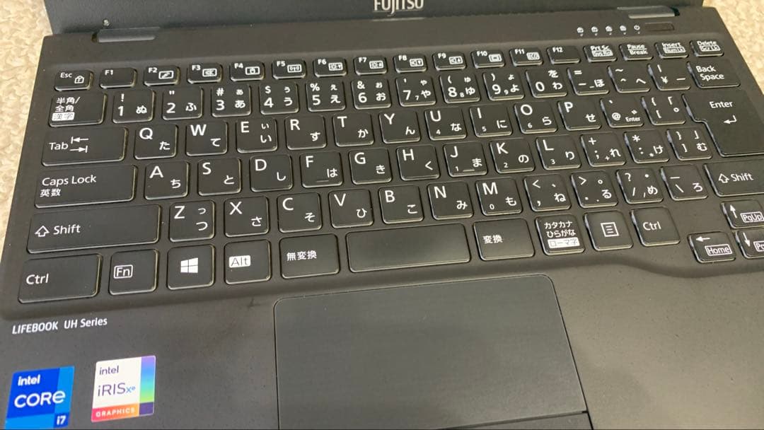 Windowsノート本体 FUJITSU FMV LIFEBOOK UH-X/F3 FMVUXF3B