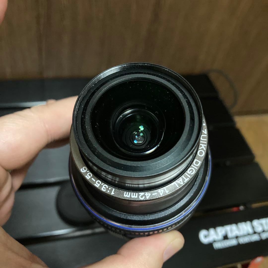 オリンパス　olympus 14-42mm 3.5-5.6 EDブラック