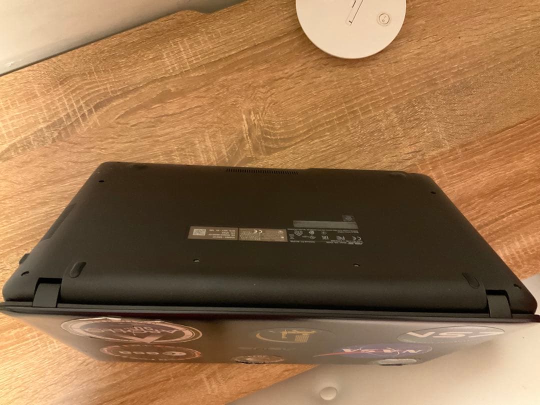 ASUS VivoBook i7 8GB 256GB SSD 動作確認済み