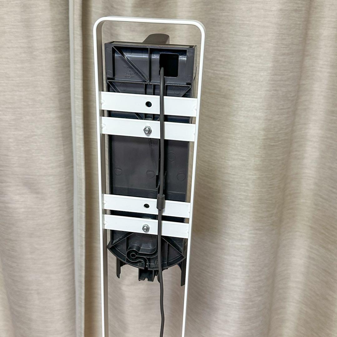 dyson ダイソン V7 fluffy SV11　スタンド付き