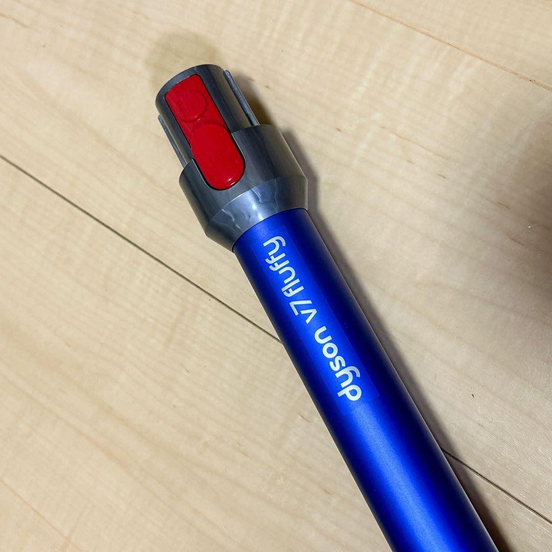 dyson ダイソン V7 fluffy SV11　スタンド付き