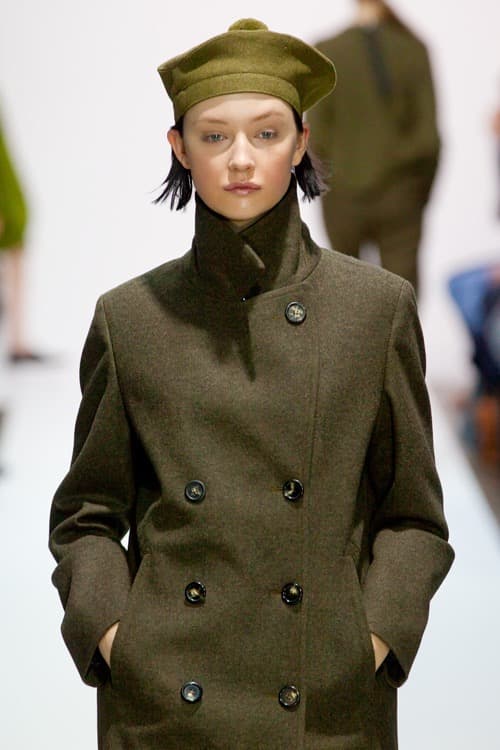 マーガレットハウエル　ポンポンベレー帽