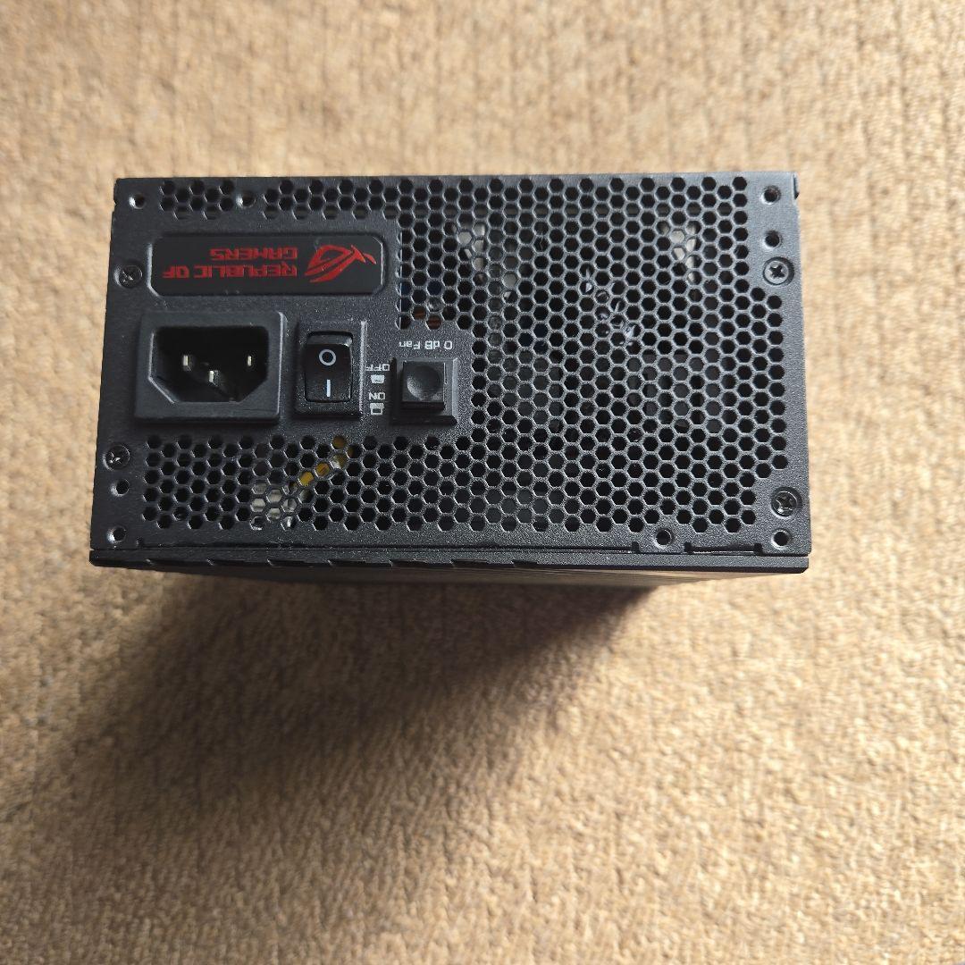 rog-thor-1200p　ケーブル一部なし