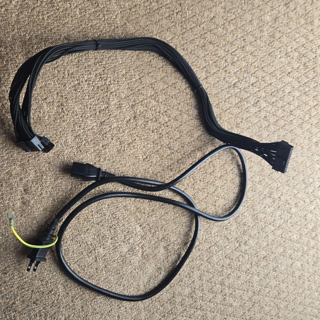 rog-thor-1200p　ケーブル一部なし