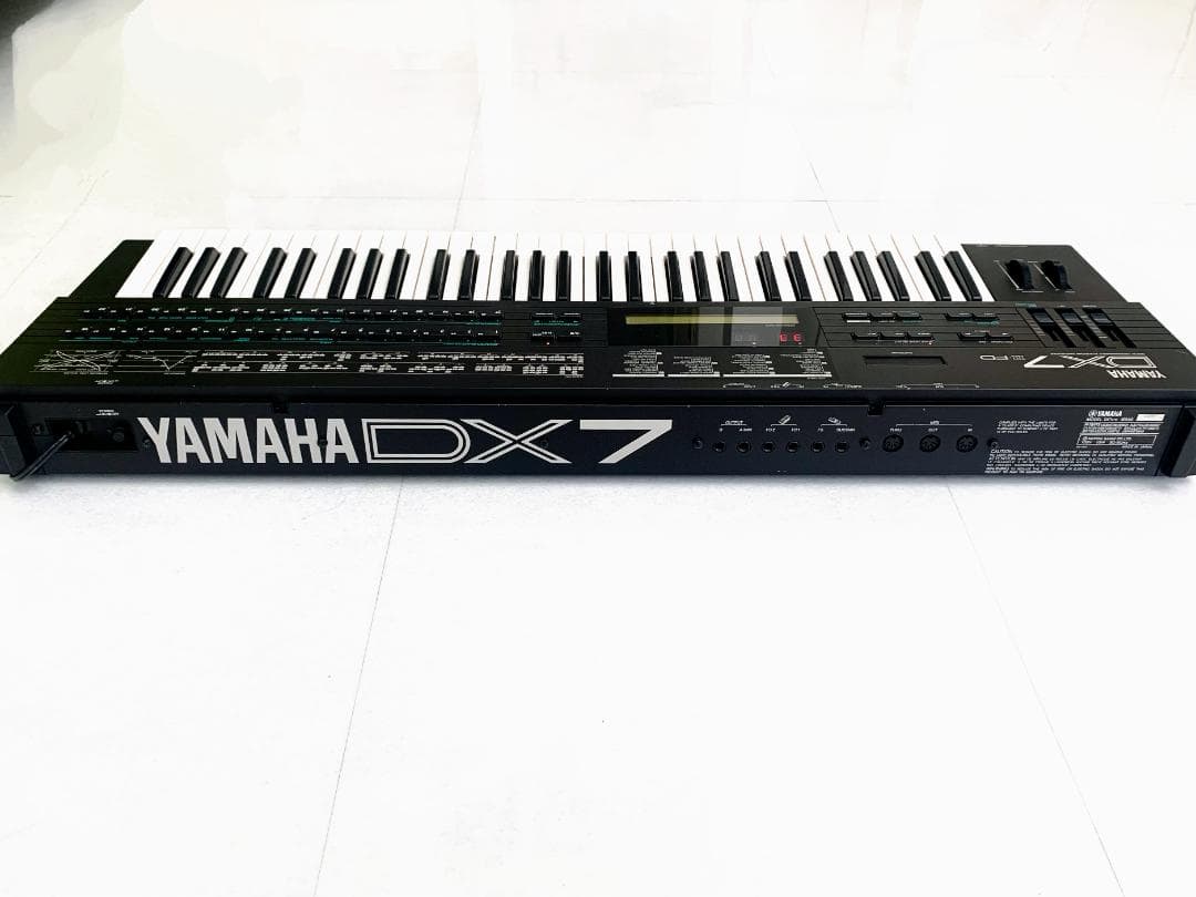 YAMAHA DX7II FD シンセサイザー ボイスデータフロッピー付