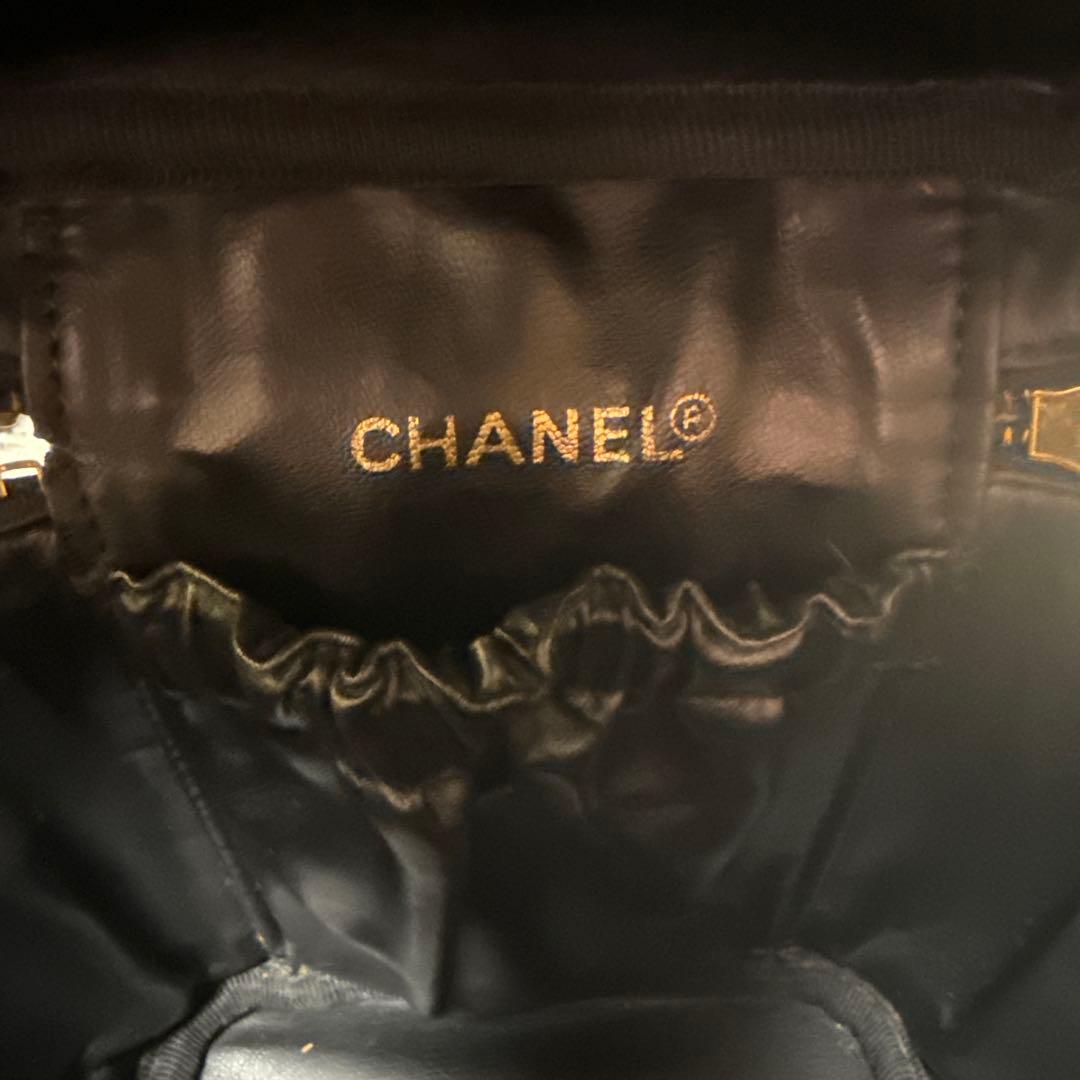 シャネル バニティバッグ ピコローレ ブラック レザー 化粧ポーチ