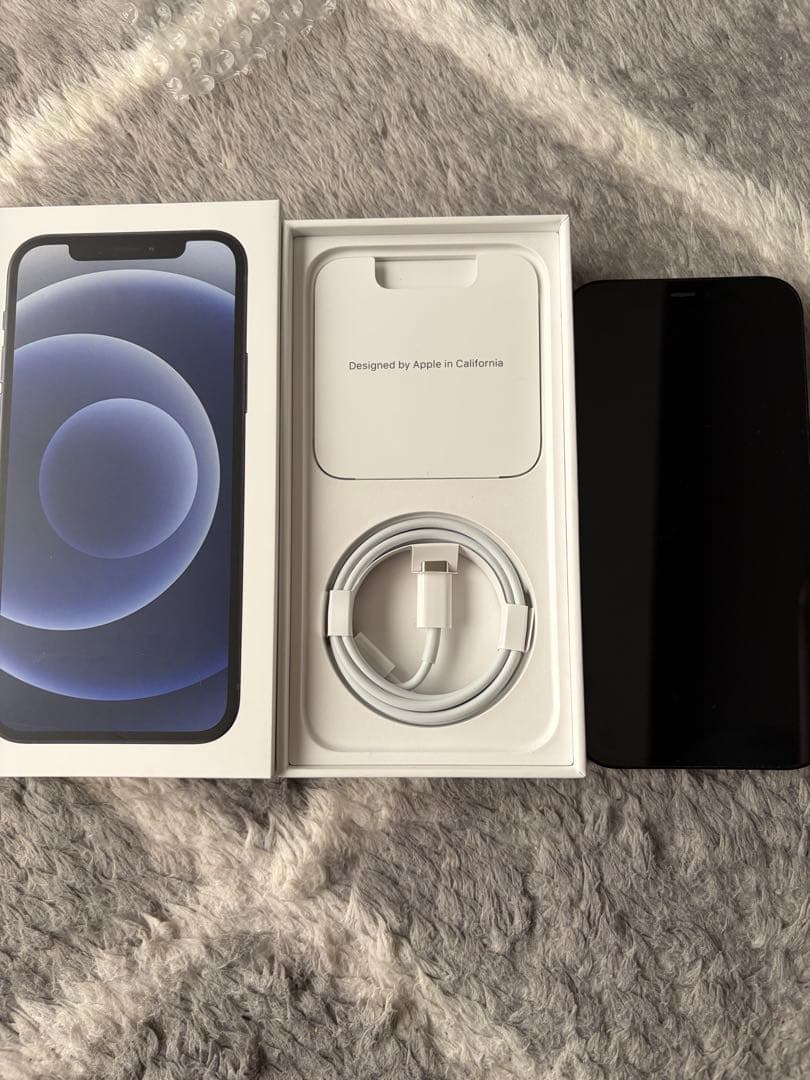 iPhone 12 ブラック 128GB SIMフリー バッテリー82%