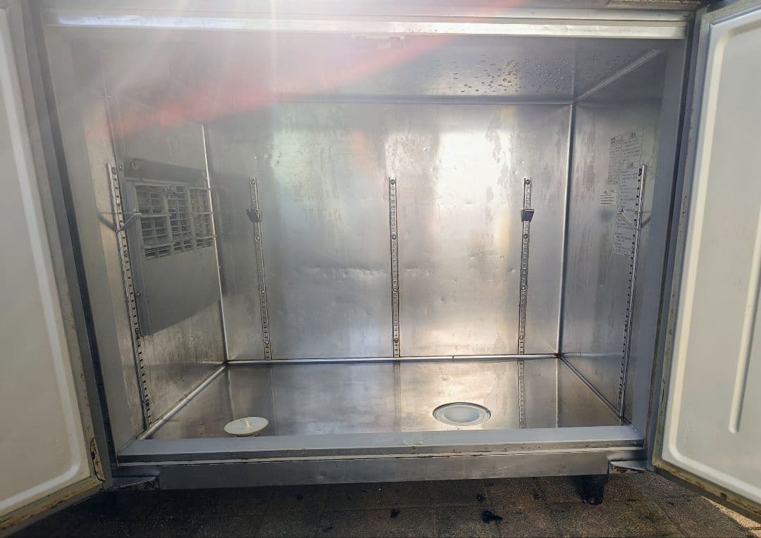 【飲食経営！即日発送！】業務用コールドテーブル☆ステンレス製 2ドア