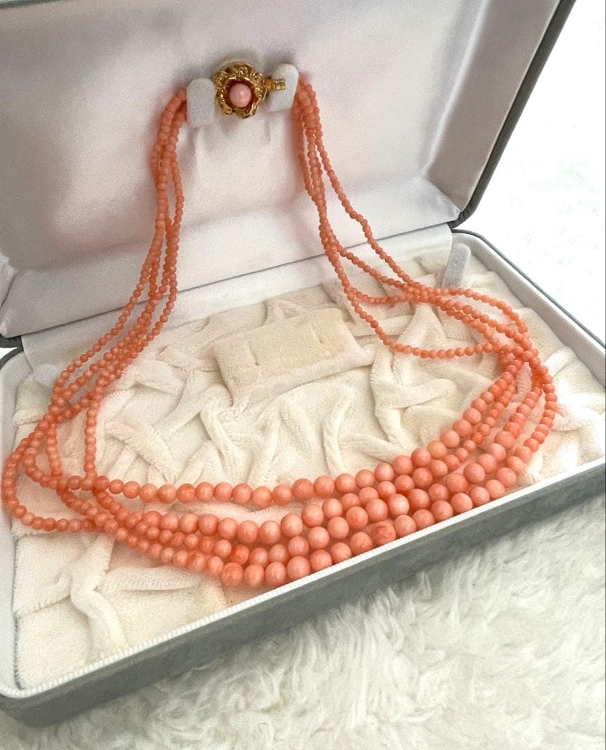 A*l様 値下‼️未使用　珊瑚4連ネックレス