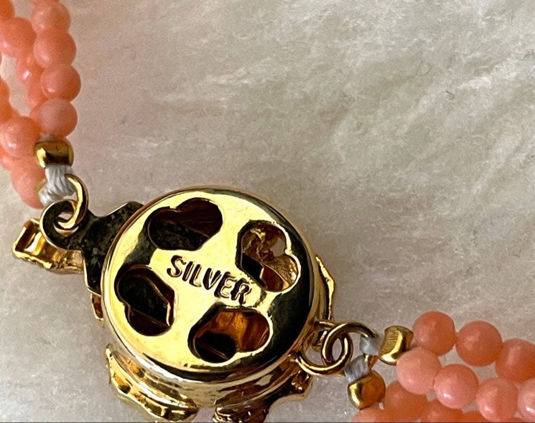 A*l様 値下‼️未使用　珊瑚4連ネックレス