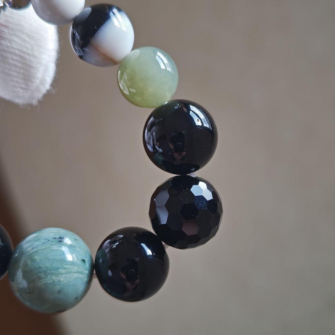 新作♡如意蓮花天珠、日高翡翠、水晶白蛇彫り、モリオン、和田玉、天然ホワイトオニキ