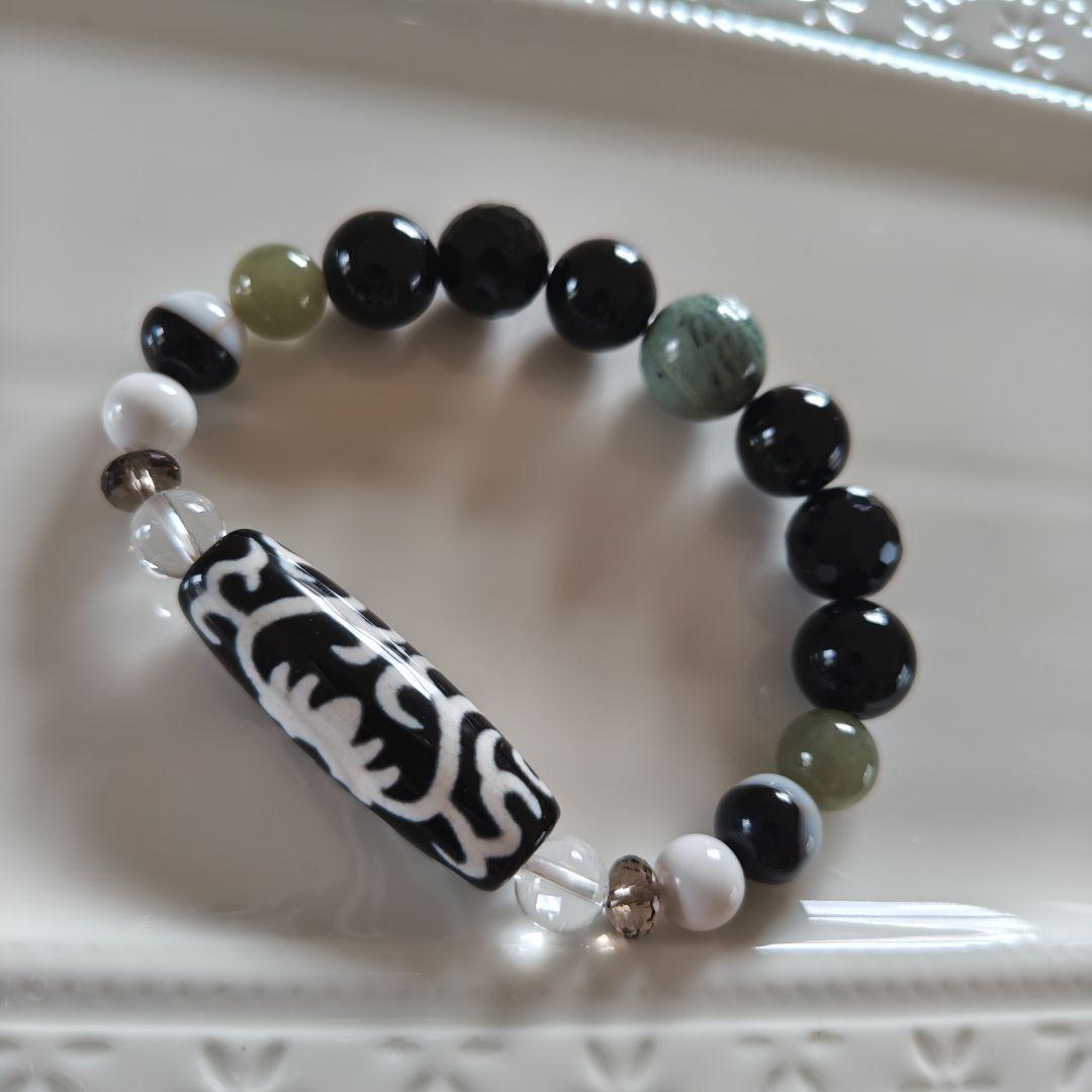新作♡如意蓮花天珠、日高翡翠、水晶白蛇彫り、モリオン、和田玉、天然ホワイトオニキ