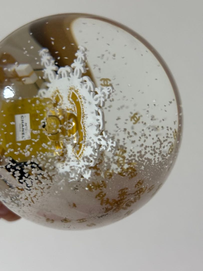 CHANEL スノードーム 香水ボトル付き　2024年 ノベルティ