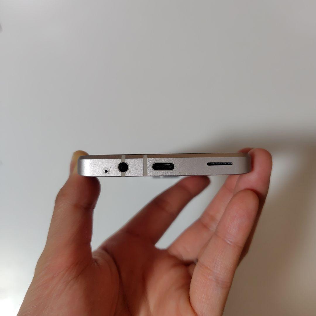 ※値下げ中※【美品】AQUOS sense8 SIMフリー 128GB 白ロム