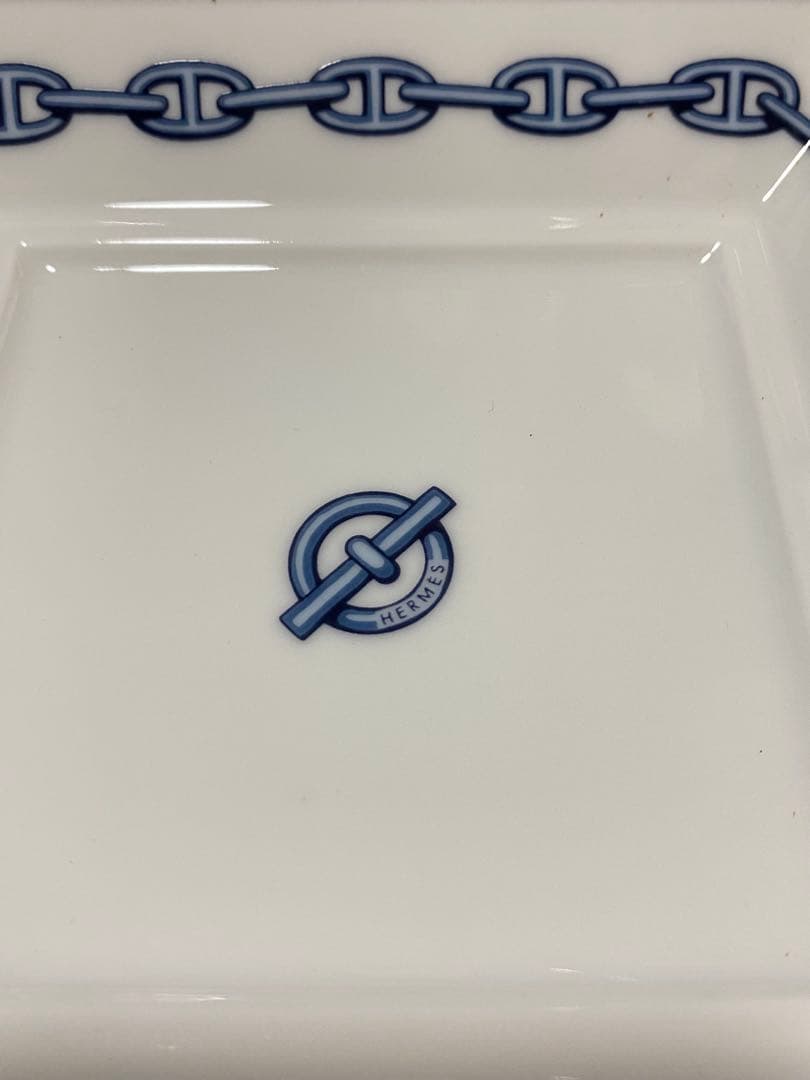 エルメス　青いチェーン模様の四角い灰皿