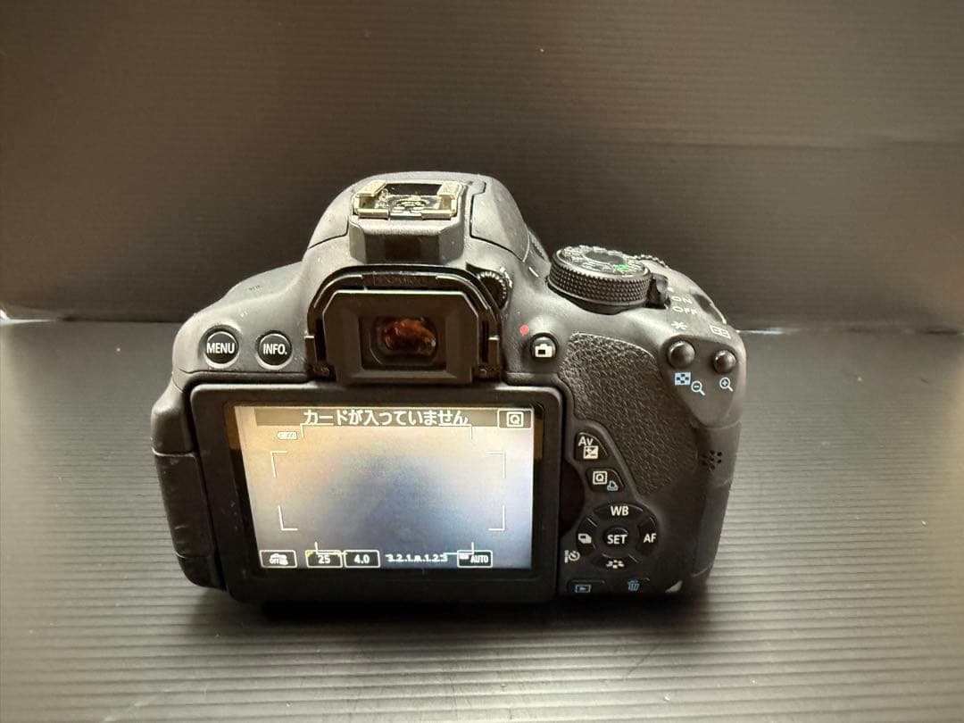 EOS KISS x7i 一眼レフ 純正
