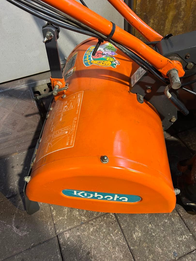 引き取り希望です。中古実働整備済【耕運機　クボタTR70】逆転耕運付/6.2馬力