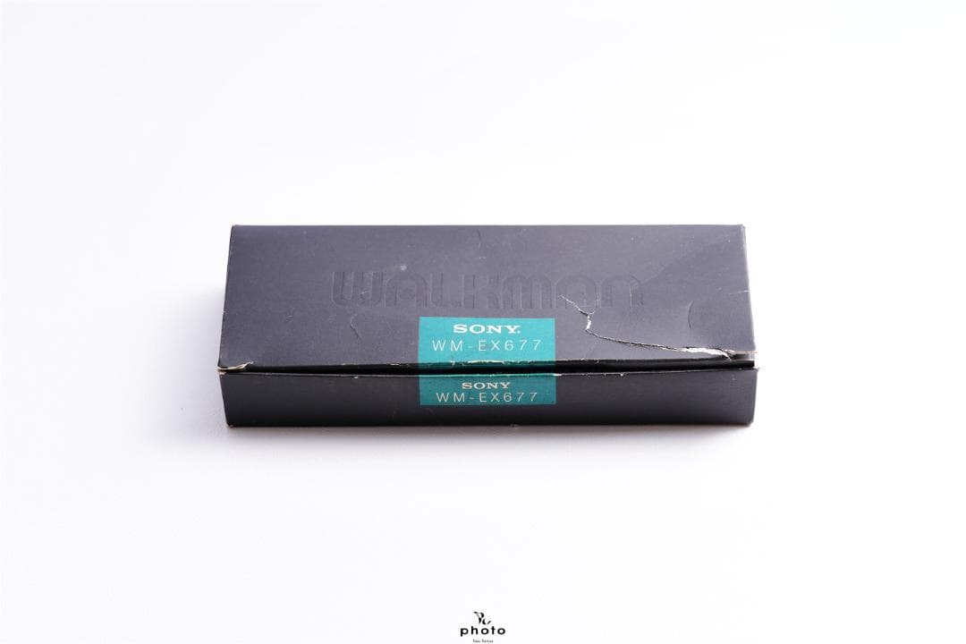 SONY WALKMAN 名機 カセットウォークマン WM-EX677 シルバー