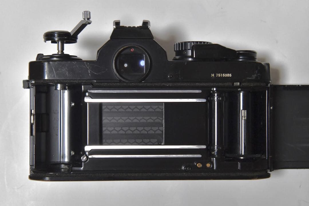 ニコン　New FM2 ボディ