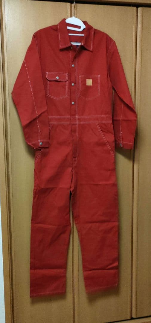 カールヘルム　ツナギ