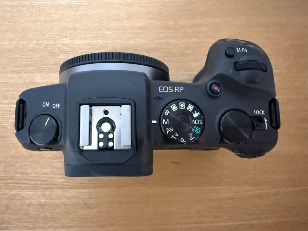 【美品】CANON EOS RP 本体　バッテリー付き