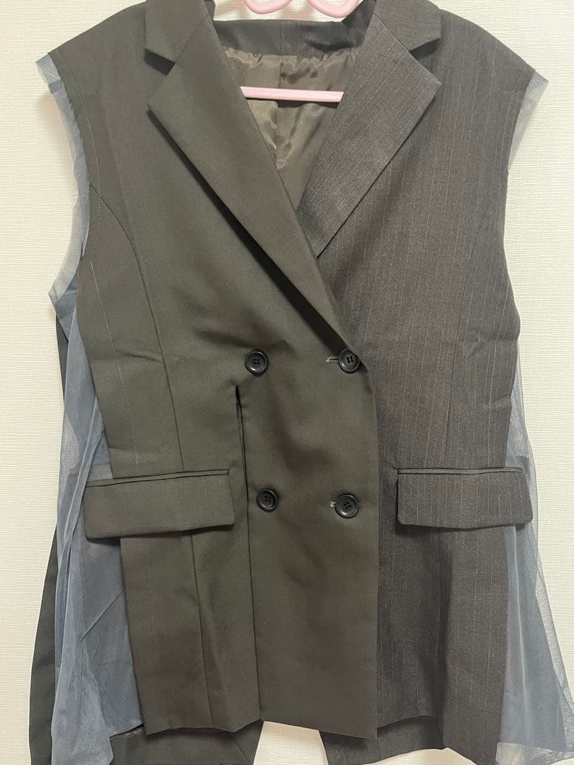 新品　メゾンスペシャルSide Tulle Gilet KHK