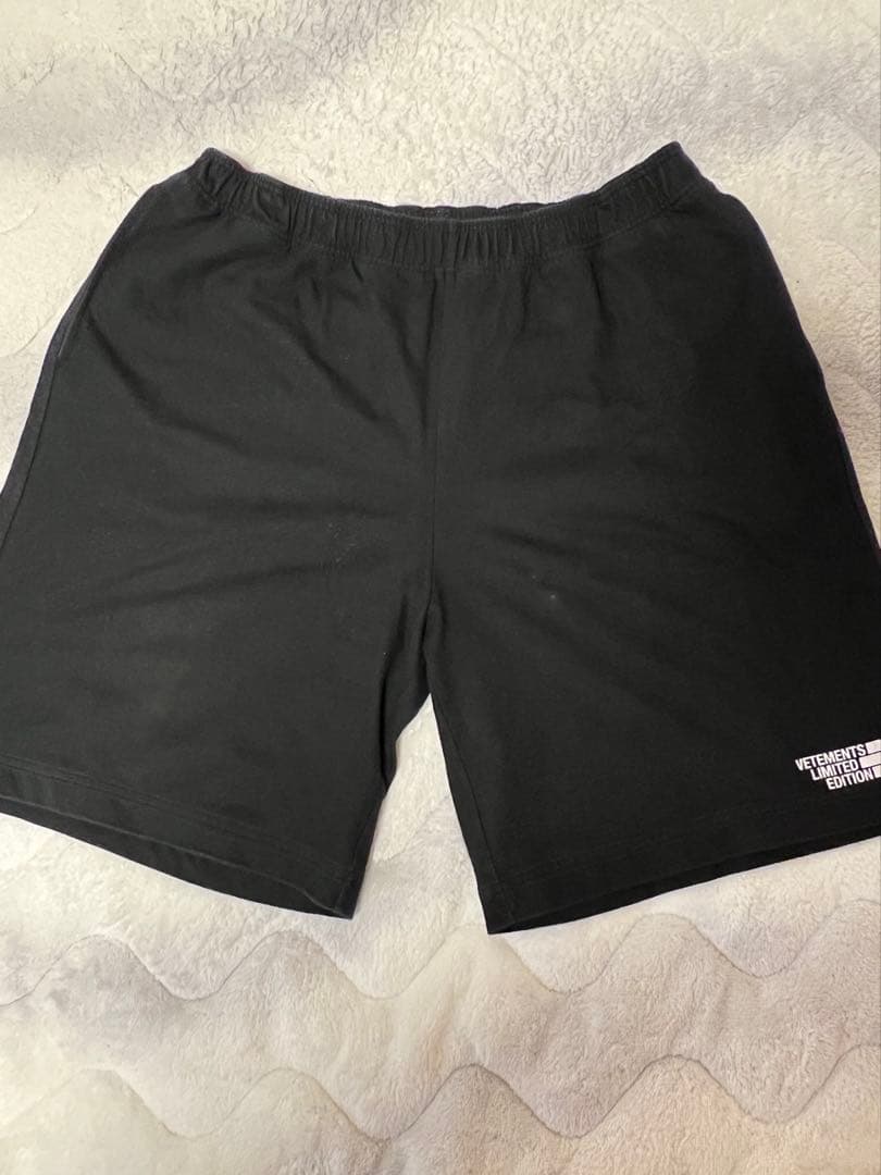 み*ろ様 ヴェトモンハーフパンツ