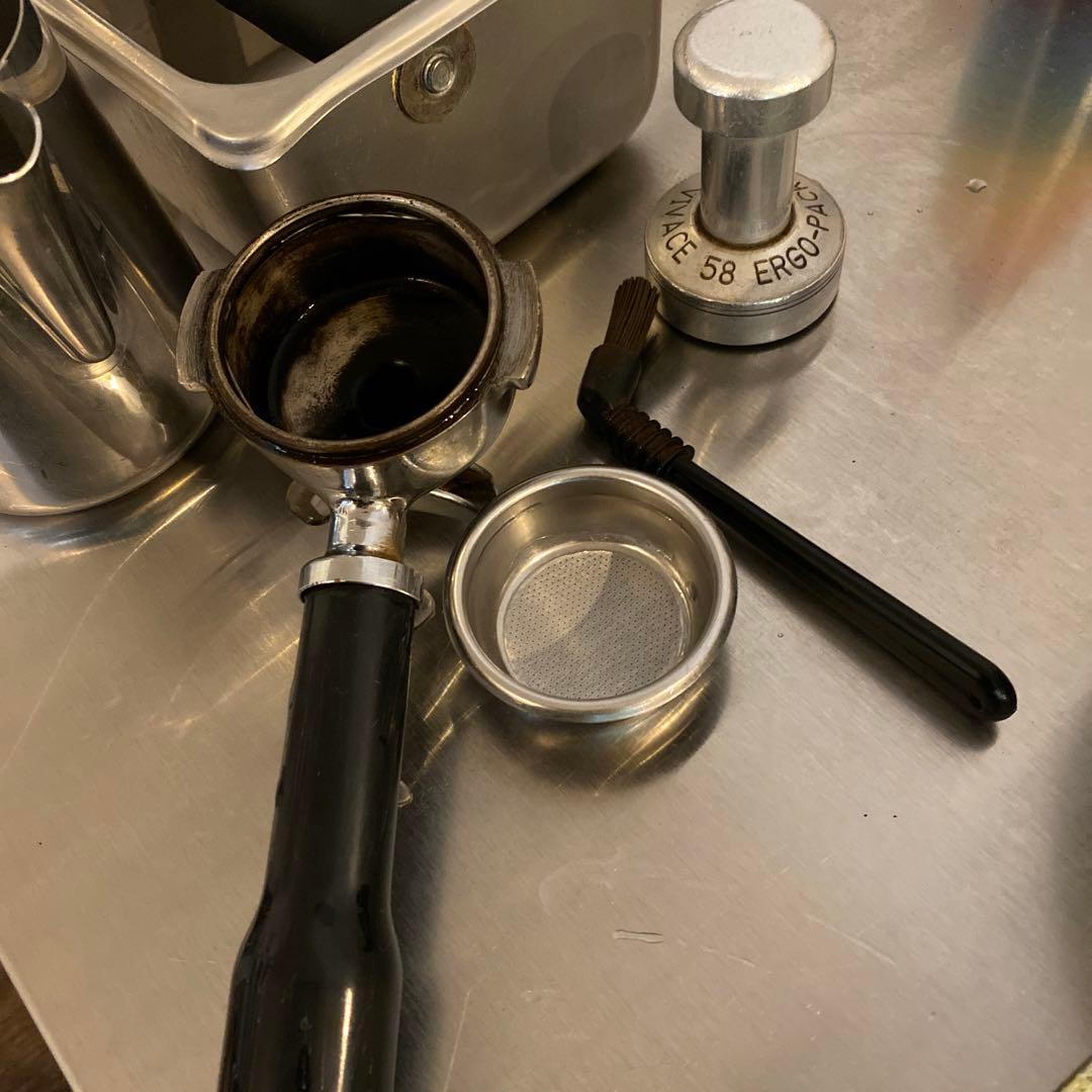 conti エスプレッソマシン&Mazzer マッツァーエスプレッソグラインダ