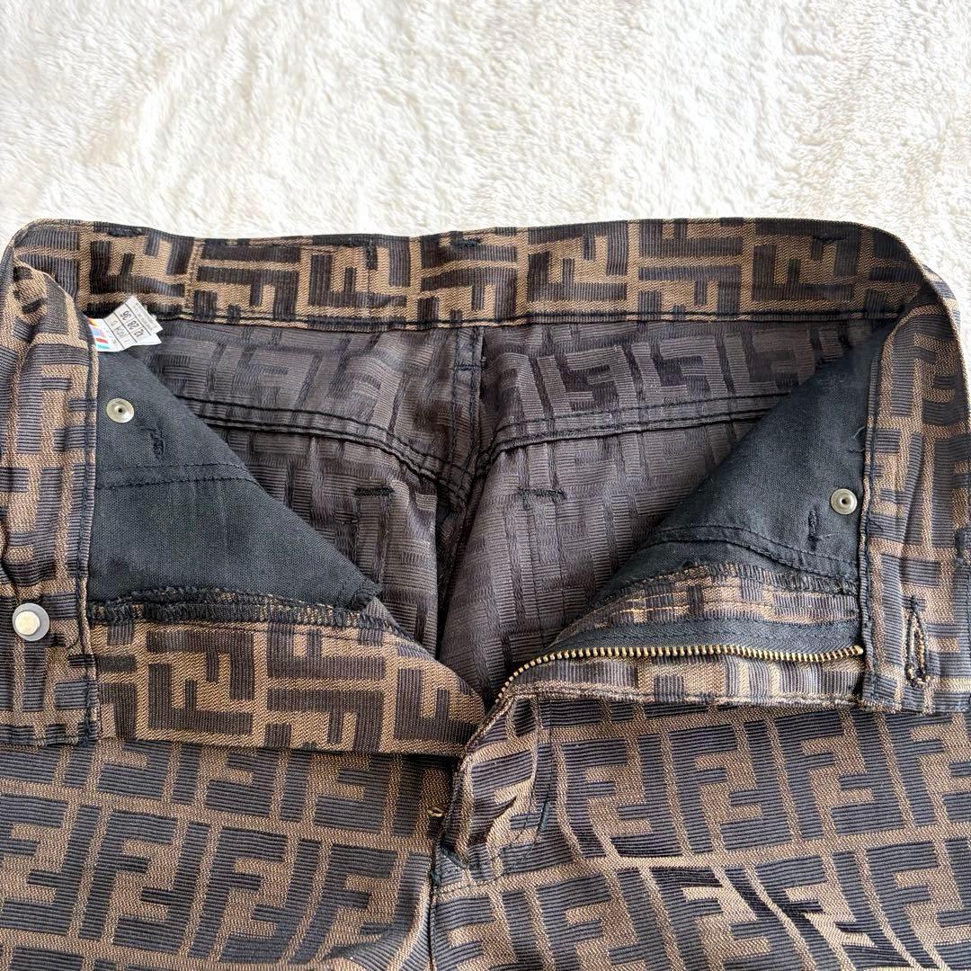 正規 美品✨FENDI ズッカ柄 総柄デニムパンツ ロゴボタン イタリア製 Ｍ