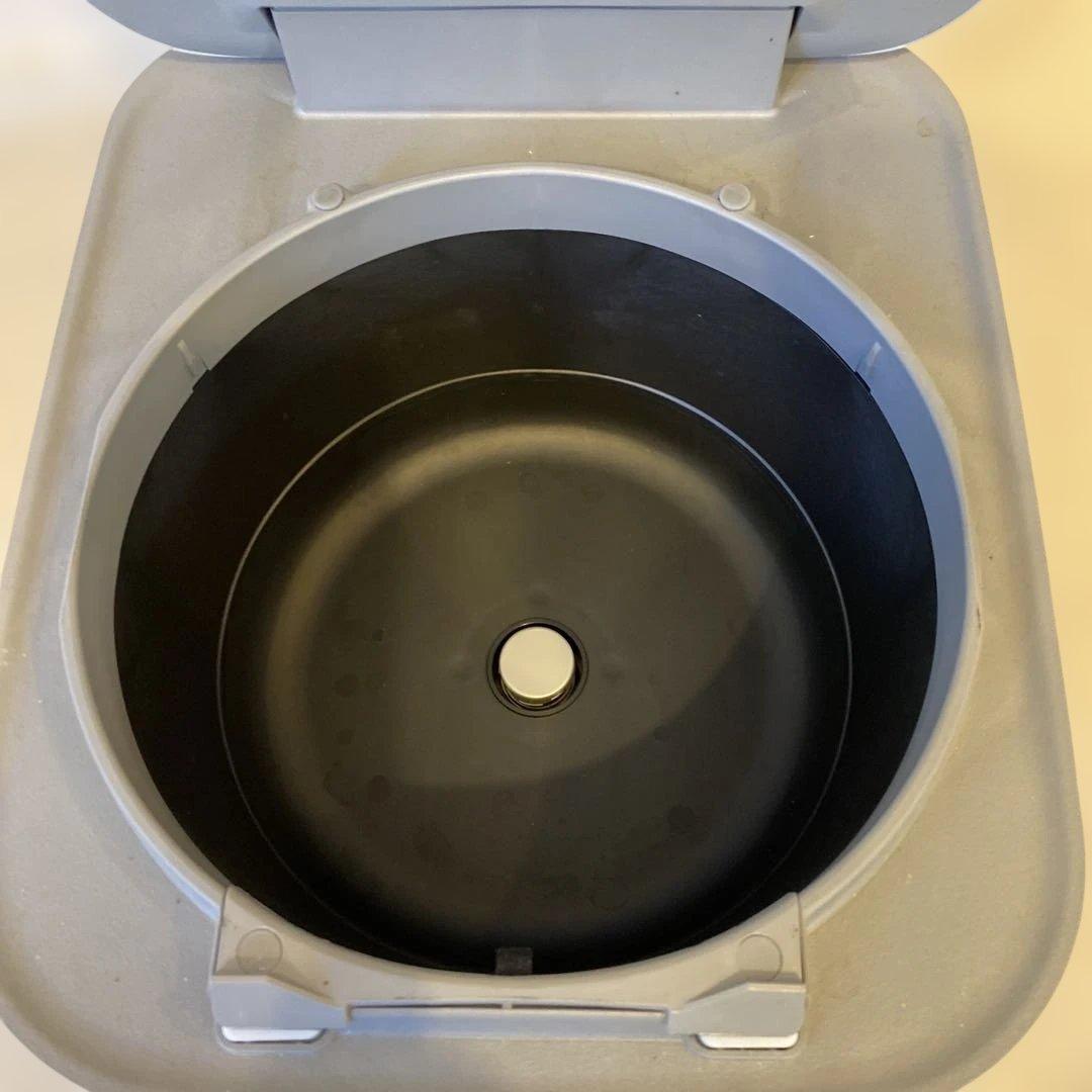 沸騰鉄釜 ふっくら御膳 RZ-V100GM(W)　フロストホワイト　2020年製