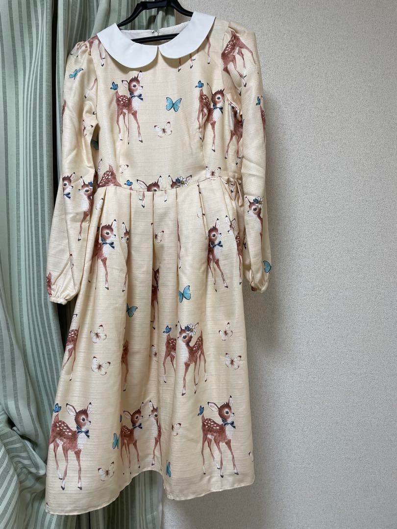 エミリーテンプルキュート　ワンピース　鹿　バンビ　アイボリー　福袋