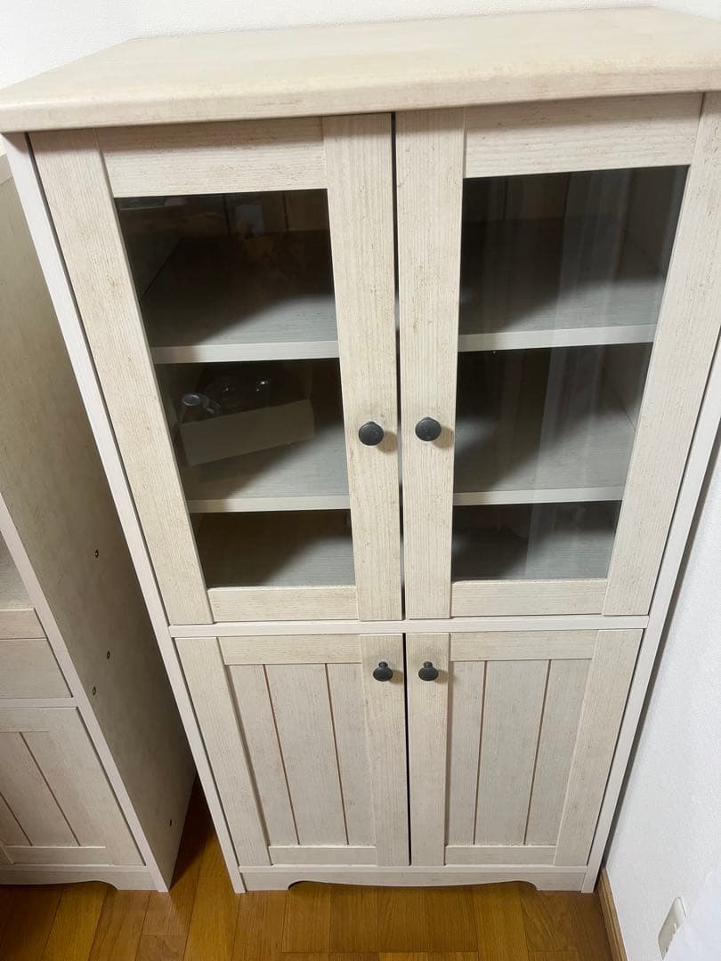 ニトリ　リズバレー　キャビネット　食器棚