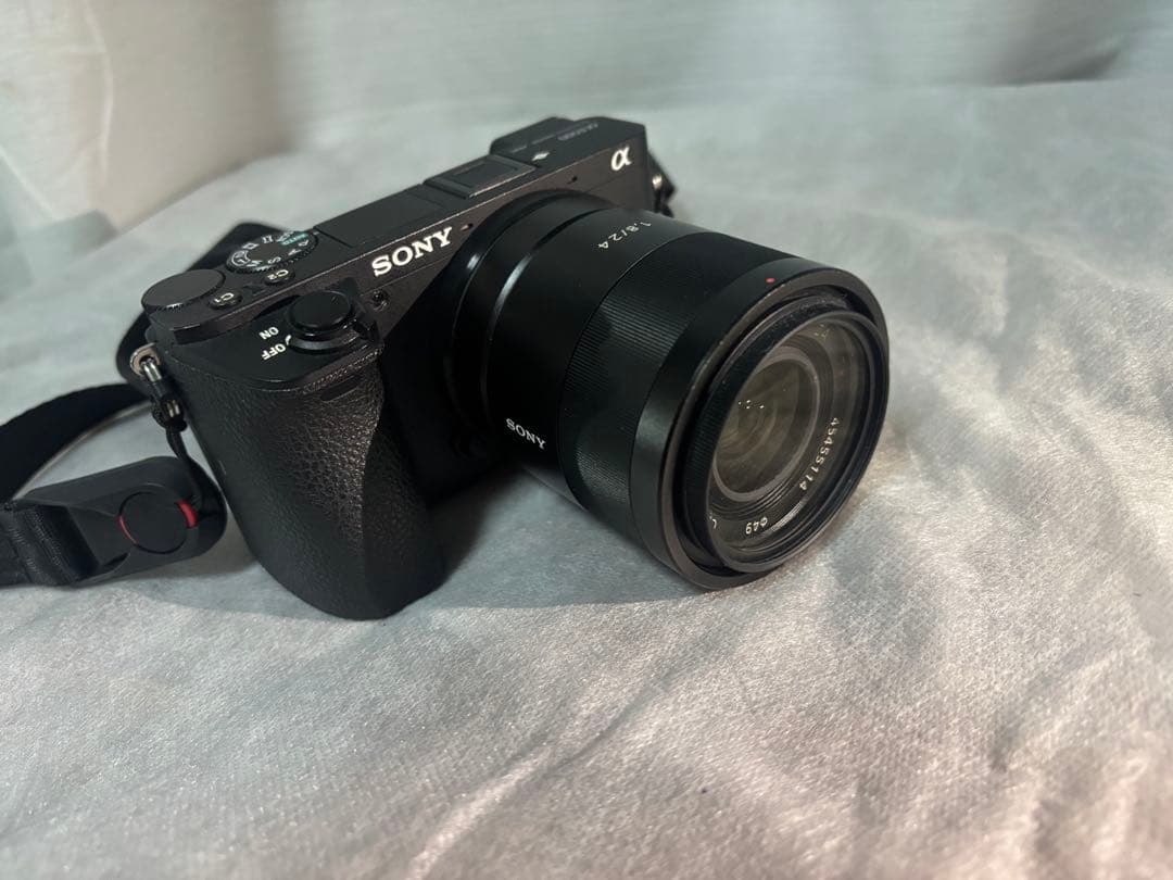 Sony α6500 ミラーレス一眼 ゼイスタイプレンズ付き