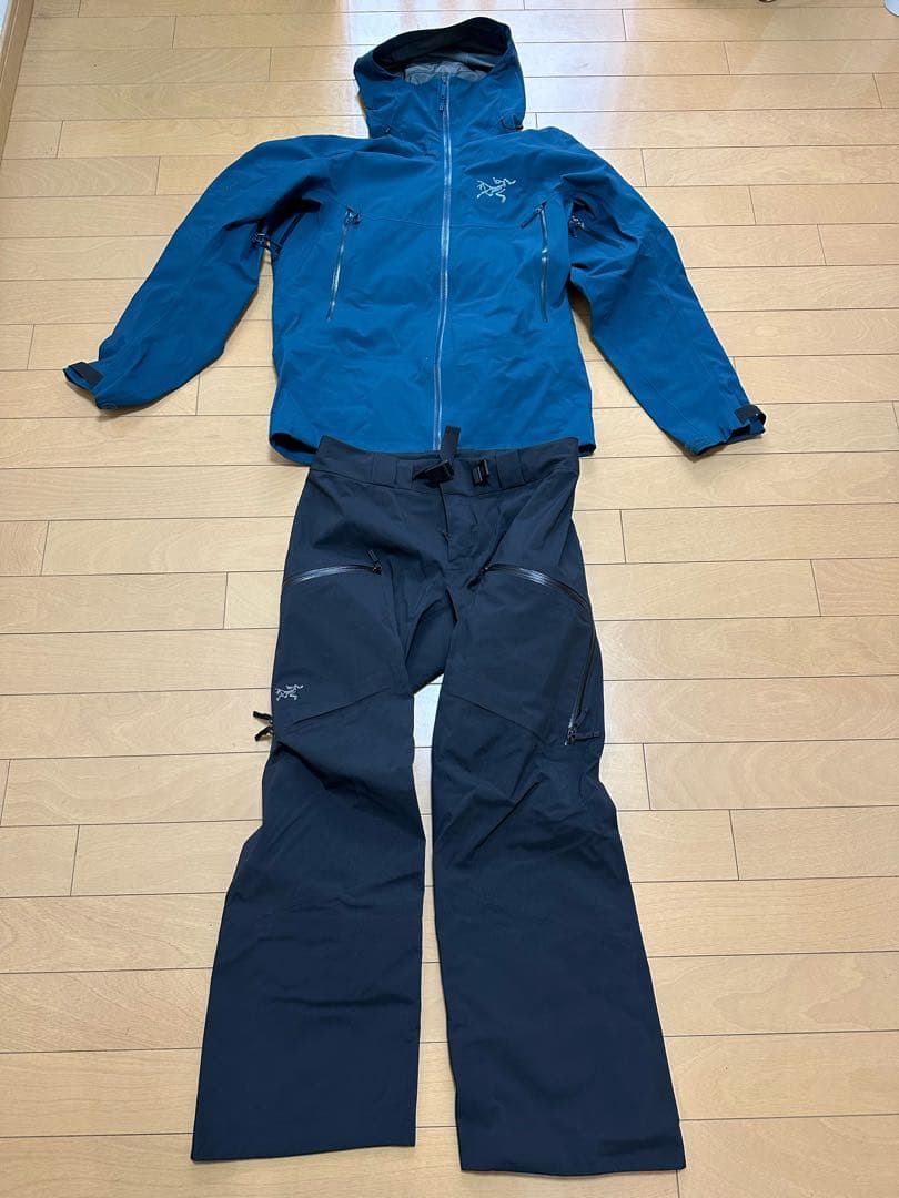 【ホー】アークテリクス セイバー AR ジャケット & パンツセット