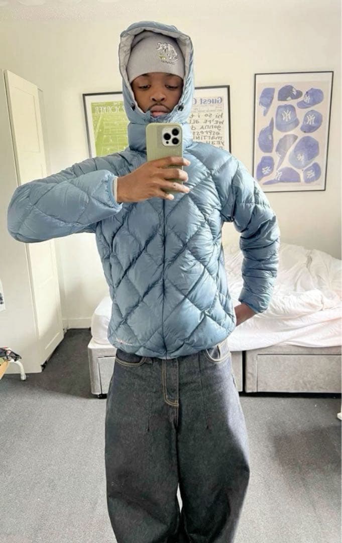 mont-bell ダウンジャケット キルティング　リバーシブル 青/黄色