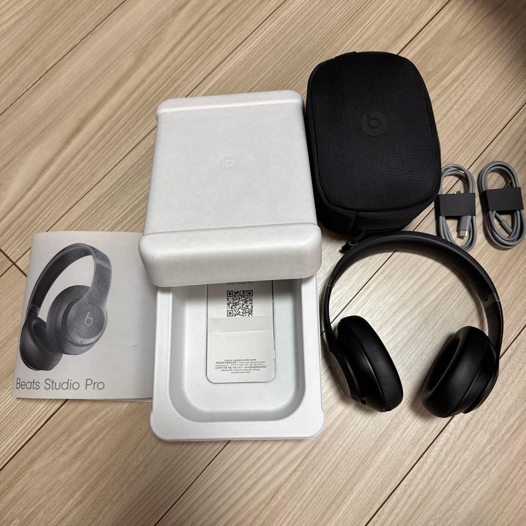 Beats Studio Pro ブラック