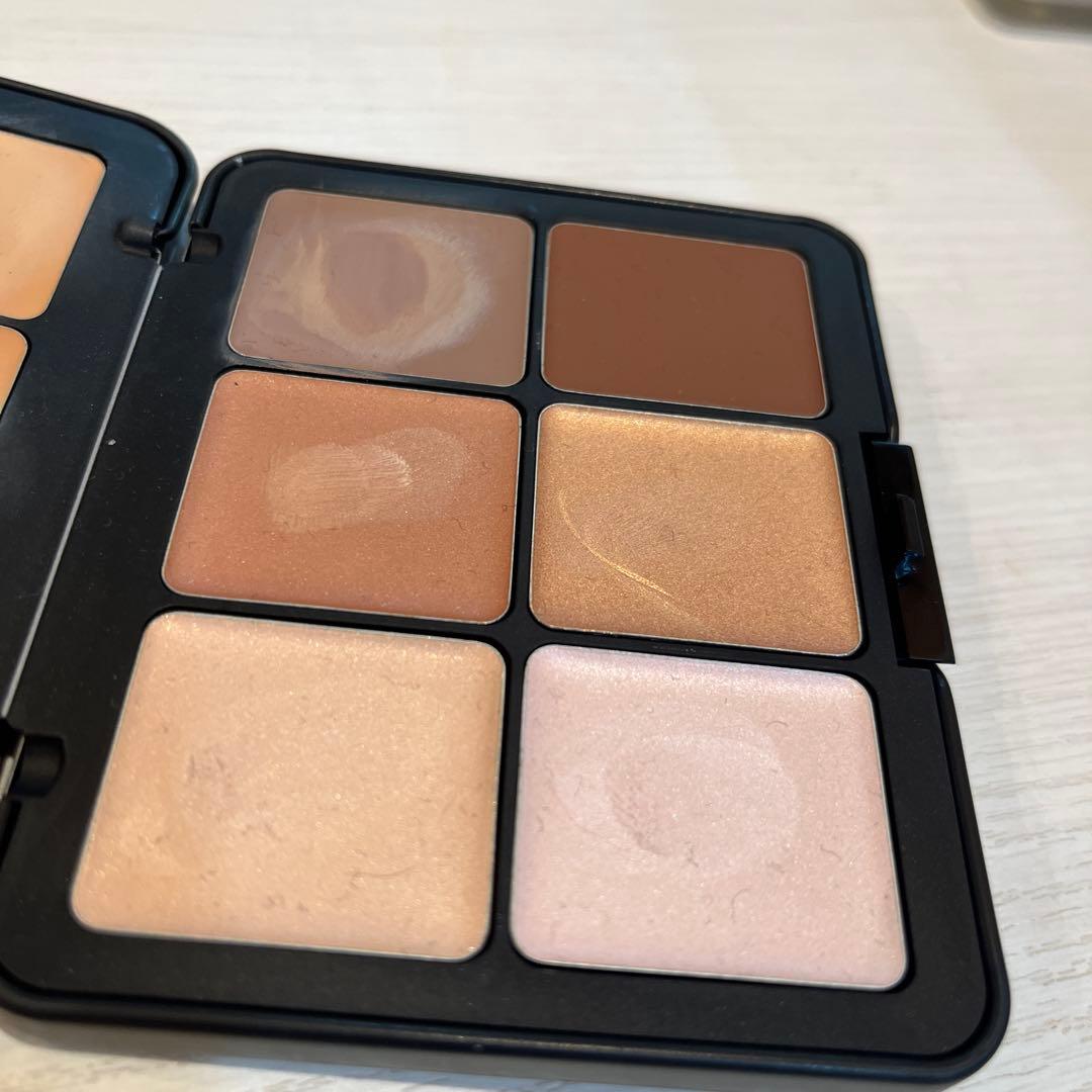 メイクアップフォーエバー HDスキン スカルプティングパレット