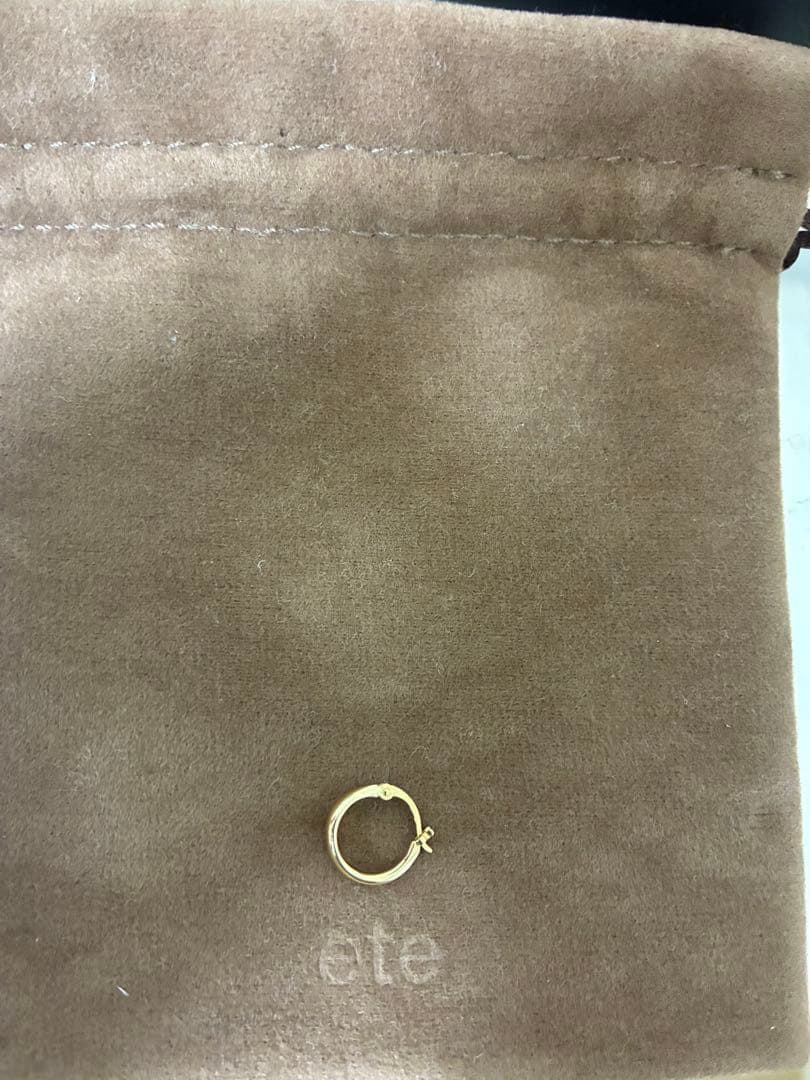 ete K10ゴールド フープピアス(片耳のみ)