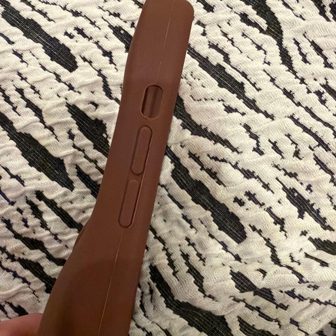 rrr　新品　未使用iphone15pro rhode リップケース