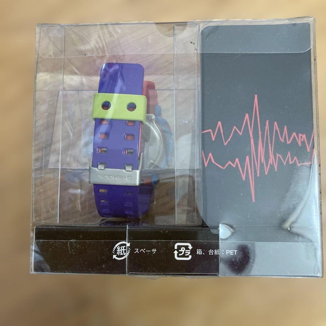 G-SHOCK GA-110F-2JR フィギュア付き