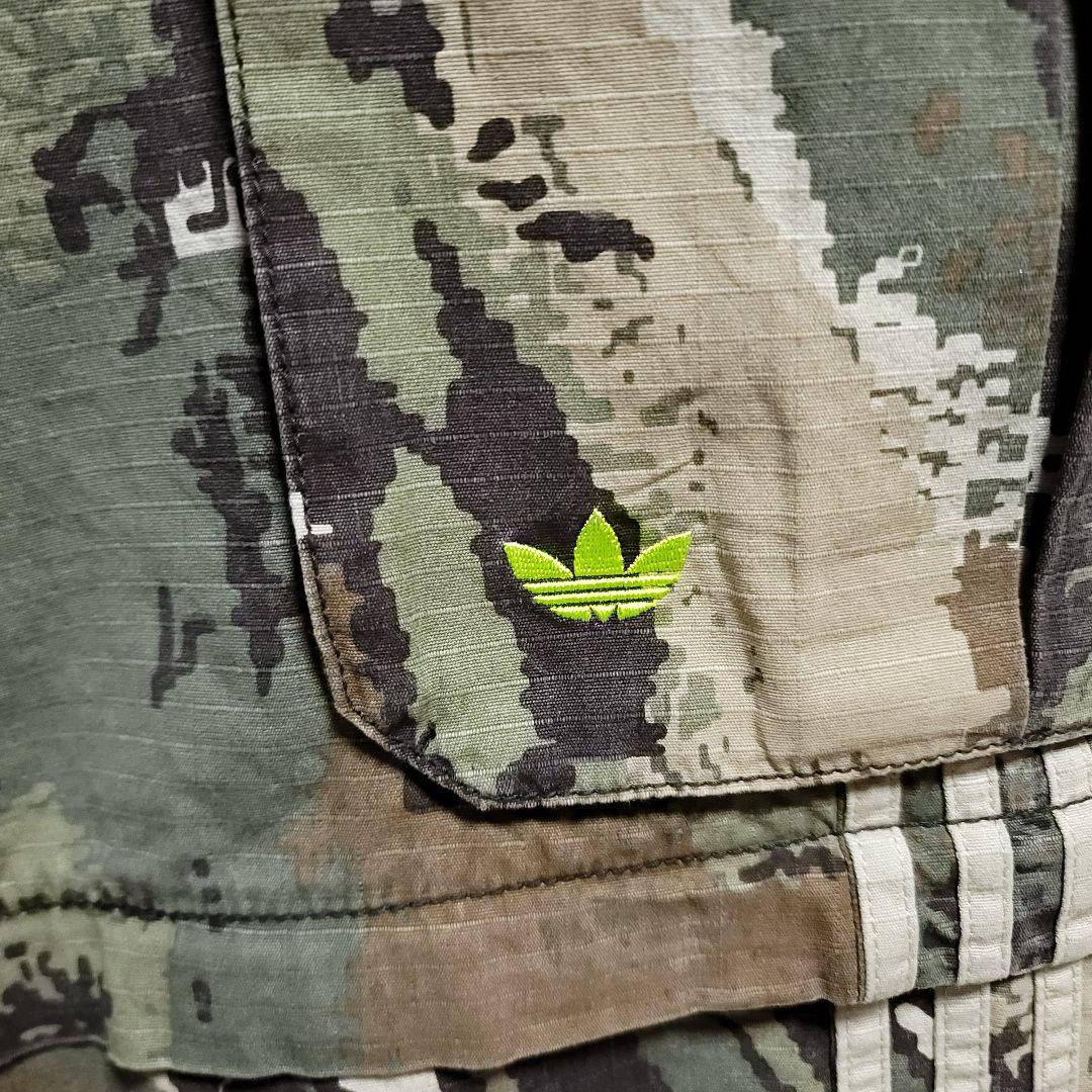 【Mサイズ】アディダスオリジナルス ジップオフ カーゴパンツ 迷彩