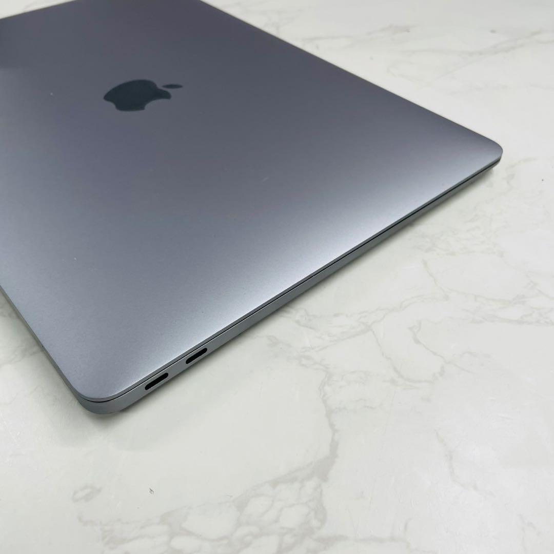 MacBookAir 13インチ 2020 M1 8GB 256GB