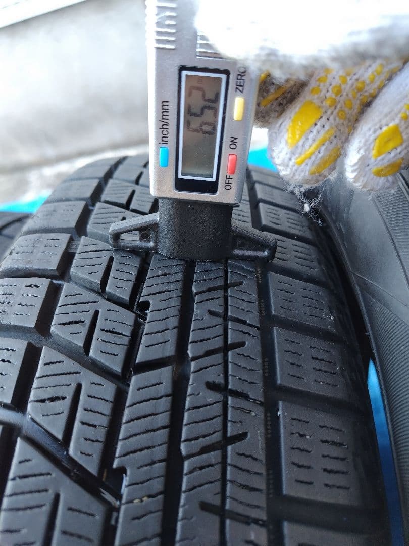 155/70R13【2/2】スタッドレスタイヤ、スチールホイール付、2本分割